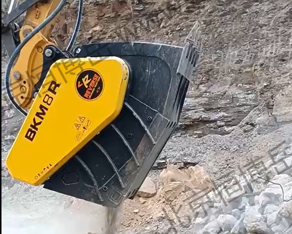 HENBO牌破碎斗在現(xiàn)場破碎