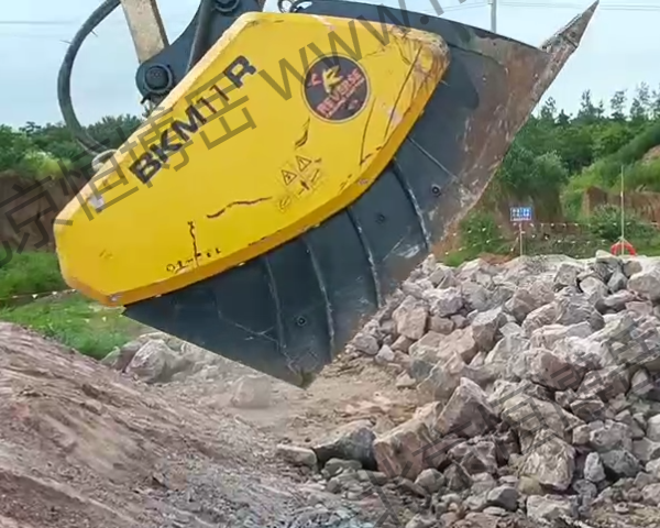 HENBO牌破碎斗在現(xiàn)場破碎